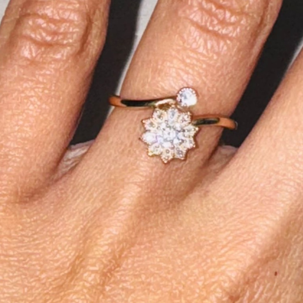 10k Solid Gold  Solitaire Flower Real Diamond Ring, Promise, Engagement Ring